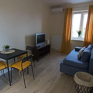 Cichy Apartament Z Klimatyzacja I Tarasem Apartament